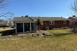 207 Pine Dr, Fayetteville, PA 17222 - Photo 6