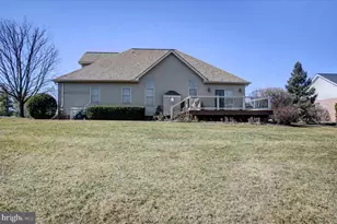 1634 Majestic Dr, Chambersburg, PA 17202 - Photo 46
