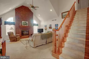 1634 Majestic Dr, Chambersburg, PA 17202 - Photo 12