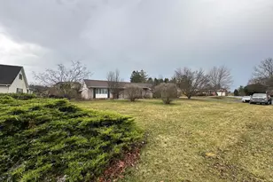 11475 Pine Hill Dr, Waynesboro, PA 17268 - Photo 8