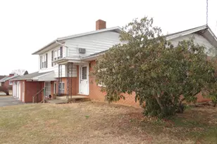 12121 Williamsport Pike, Greencastle, PA 17225 - Photo 16