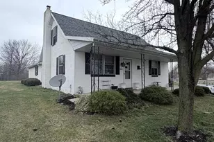 1077 Paper Mill Rd, Chambersburg, PA 17202 - Photo 2