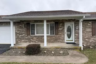 632 Kittatinny Dr, Chambersburg, PA 17202 - Photo 2