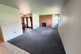 903 Fox Meadow Rd, Chambersburg, PA 17202 - Photo 2