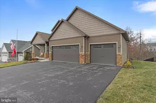 313 Toms Ln, Greencastle, PA 17225 - Photo 6