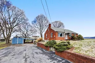 12855 Old Forge Rd, Waynesboro, PA 17268 - Photo 2