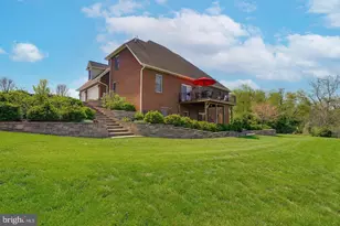 239 Abishire Way, Chambersburg, PA 17201 - Photo 4