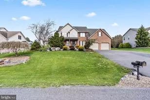 1831 Bell Ave, Chambersburg, PA 17202 - Photo 4
