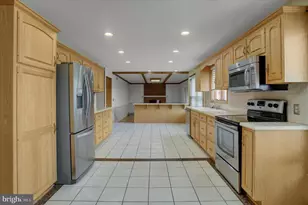 19 Obsidian Dr, Chambersburg, PA 17202 - Photo 14