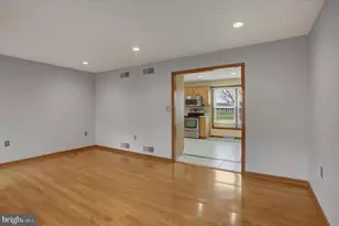 19 Obsidian Dr, Chambersburg, PA 17202 - Photo 8