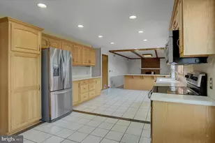 19 Obsidian Dr, Chambersburg, PA 17202 - Photo 12