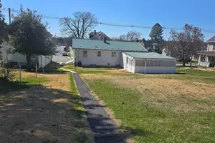 548 N Franklin St, Chambersburg, PA 17201 - Photo 14