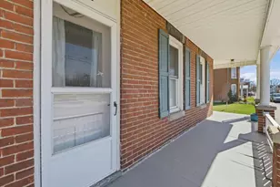 231 Fairview Ave W, Waynesboro, PA 17268 - Photo 12