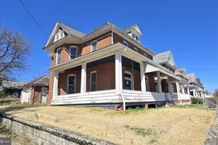 200 Tritle Ave, Waynesboro, PA 17268 - Photo 2