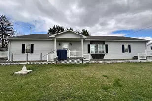 6395 Marsh Rd, Waynesboro, PA 17268 - Photo 2