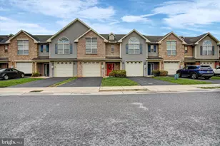 2035 Powell Dr, Chambersburg, PA 17201 - Photo 2