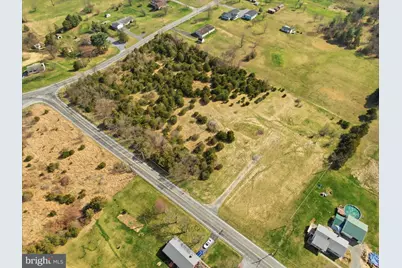 10593 Letzburg Road, Greencastle, PA 17225 - Photo 2