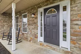 2308 Ocracoke Island Ct, Chambersburg, PA 17202 - Photo 4