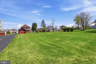 251 E E Grant St, Greencastle, PA 17225 - Photo 42