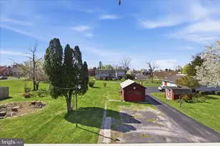 251 E E Grant St, Greencastle, PA 17225 - Photo 38