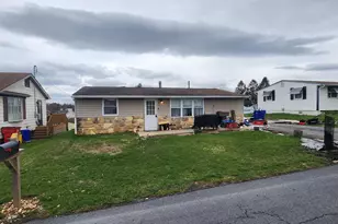 13 Forest Ave, Fayetteville, PA 17222 - Photo 1