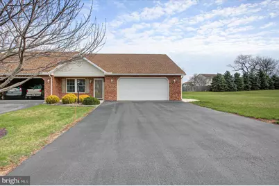 139 Central Way, Shippensburg, PA 17257 - Photo 2