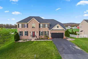 2960 Constellation Dr, Chambersburg, PA 17202 - Photo 1
