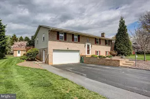 160 East Side Dr, Greencastle, PA 17225 - Photo 4