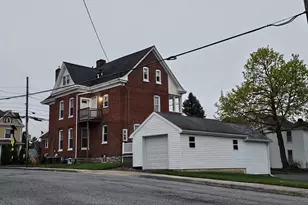 140 N Grant St, Waynesboro, PA 17268 - Photo 10