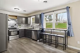 917 Woodland Pkwy, Waynesboro, PA 17268 - Photo 8