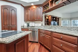 2368 Castlegreen Dr, Greencastle, PA 17225 - Photo 12