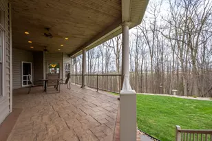 2368 Castlegreen Dr, Greencastle, PA 17225 - Photo 64
