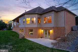 2368 Castlegreen Dr, Greencastle, PA 17225 - Photo 2