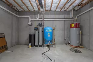 2368 Castlegreen Dr, Greencastle, PA 17225 - Photo 64