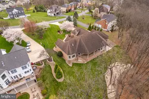 2368 Castlegreen Dr, Greencastle, PA 17225 - Photo 98