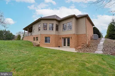 2368 Castlegreen Drive, Greencastle, PA 17225 - Photo 4