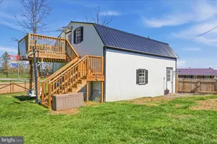 690 Williamson Rd, Greencastle, PA 17225 - Photo 14