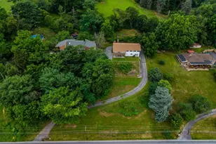 12309 Country Club Rd, Waynesboro, PA 17268 - Photo 4