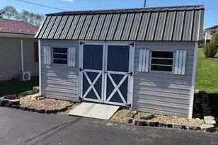 705 Fairview Ave W, Waynesboro, PA 17268 - Photo 10