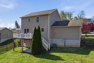 205 Crown Ct, Waynesboro, PA 17268 - Photo 38