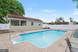 50 Eisenhower Dr, Chambersburg, PA 17201 - Photo 2