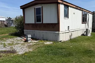 1024 Warm Spring Rd, Chambersburg, PA 17202 - Photo 2