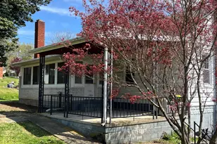 128 Frick Ave, Waynesboro, PA 17268 - Photo 4