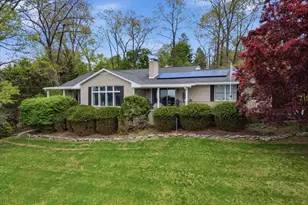 13741 Villa View Dr W, Waynesboro, PA 17268 - Photo 2