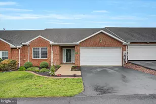 434 Moss Spring Ave, Greencastle, PA 17225 - Photo 1