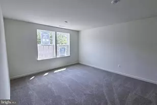 519 Evangeline Dr, Waynesboro, PA 17268 - Photo 6