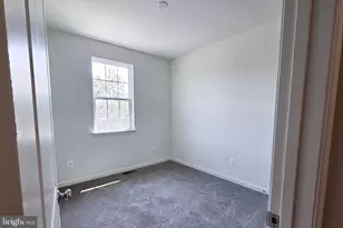 519 Evangeline Dr, Waynesboro, PA 17268 - Photo 16