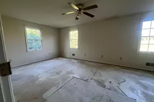 150 S S Price Ave, Waynesboro, PA 17268 - Photo 22
