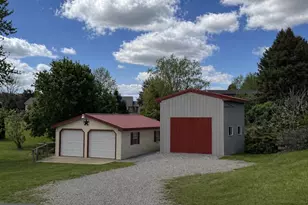 1577 Streamside Dr, Chambersburg, PA 17202 - Photo 14