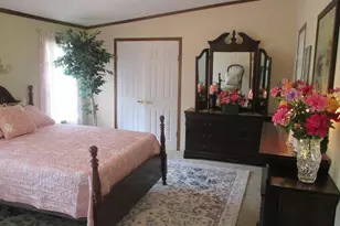 284 Waverly Ct, Fayetteville, PA 17222 - Photo 8